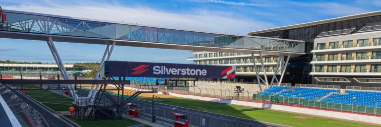 Picture of the hamilton straight at Silverstone